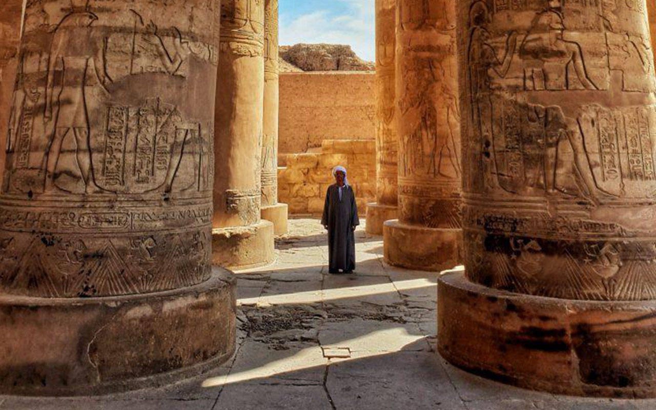 Aswan → Luxor
